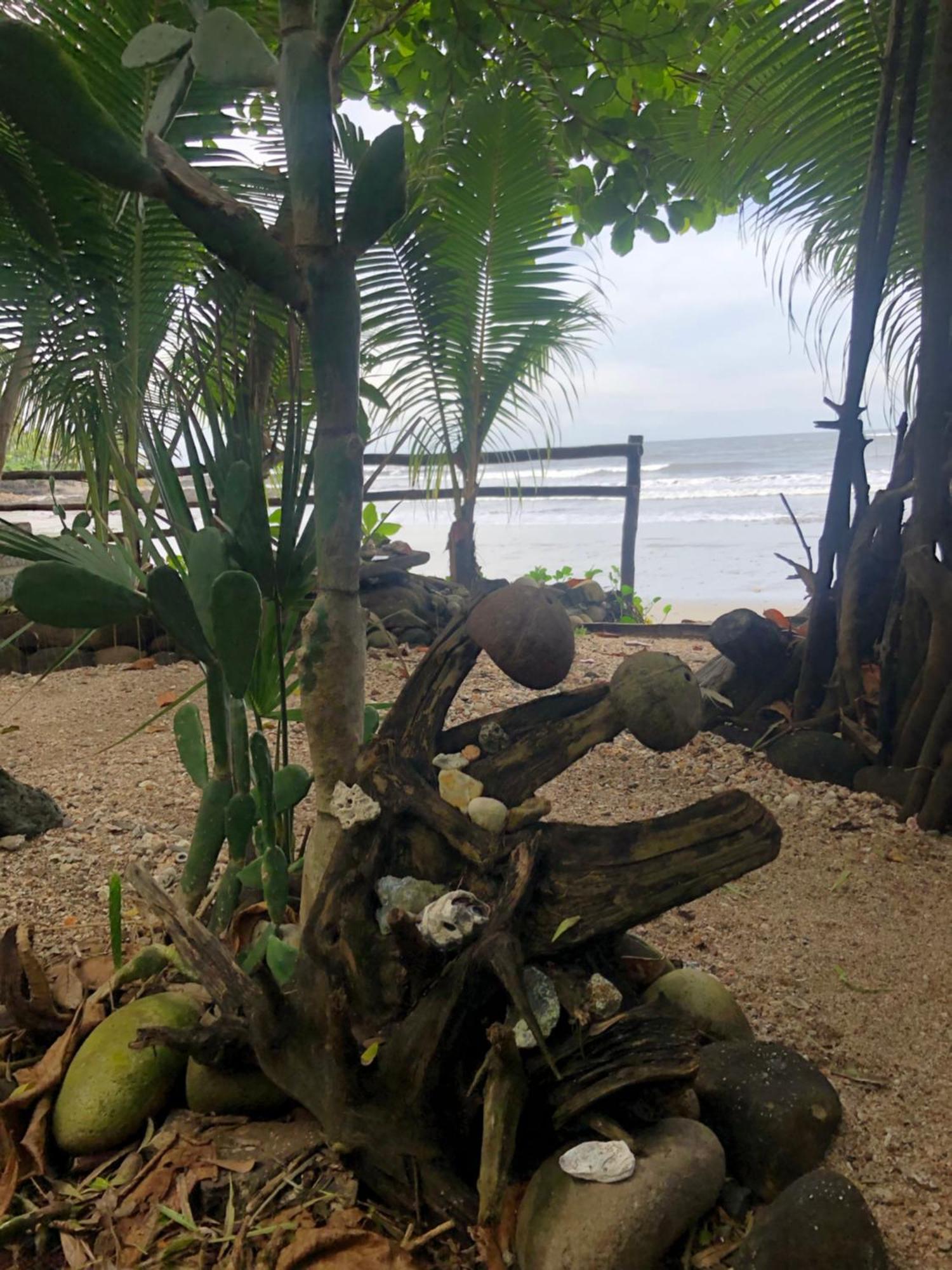 El Marabu Chill'N Surf Bed & Breakfast Aposentillo Exterior photo