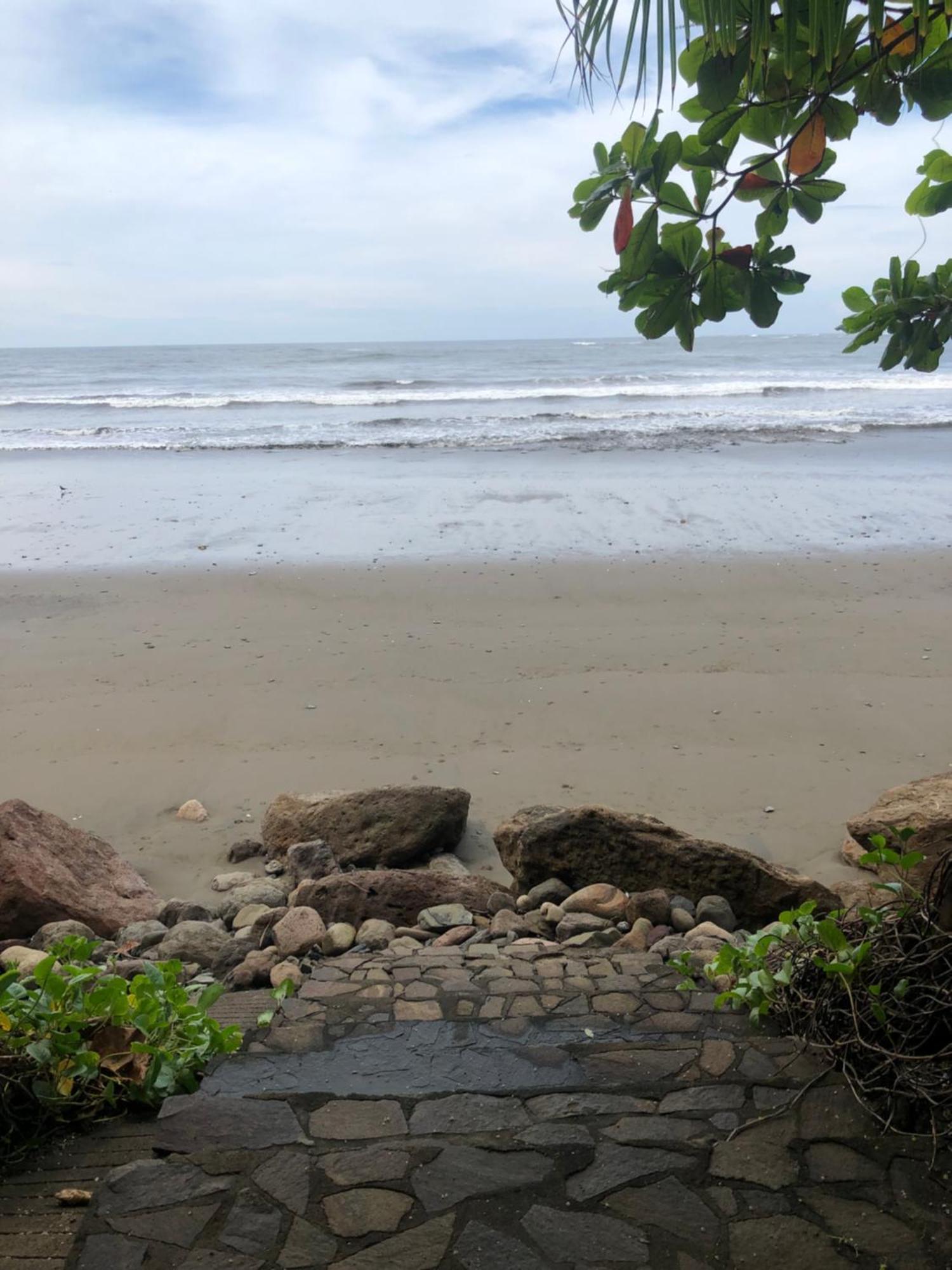 El Marabu Chill'N Surf Bed & Breakfast Aposentillo Exterior photo