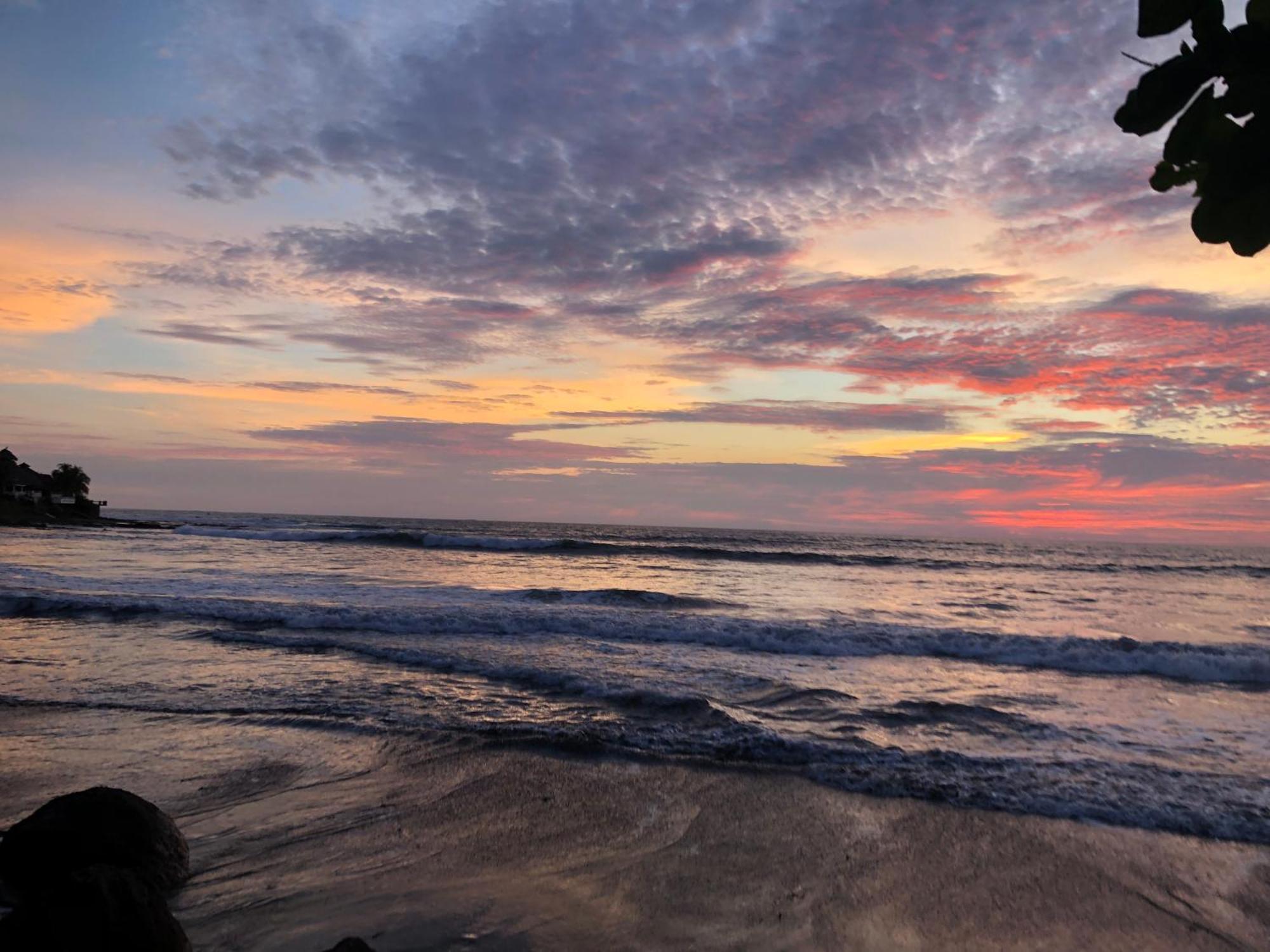 El Marabu Chill'N Surf Bed & Breakfast Aposentillo Exterior photo