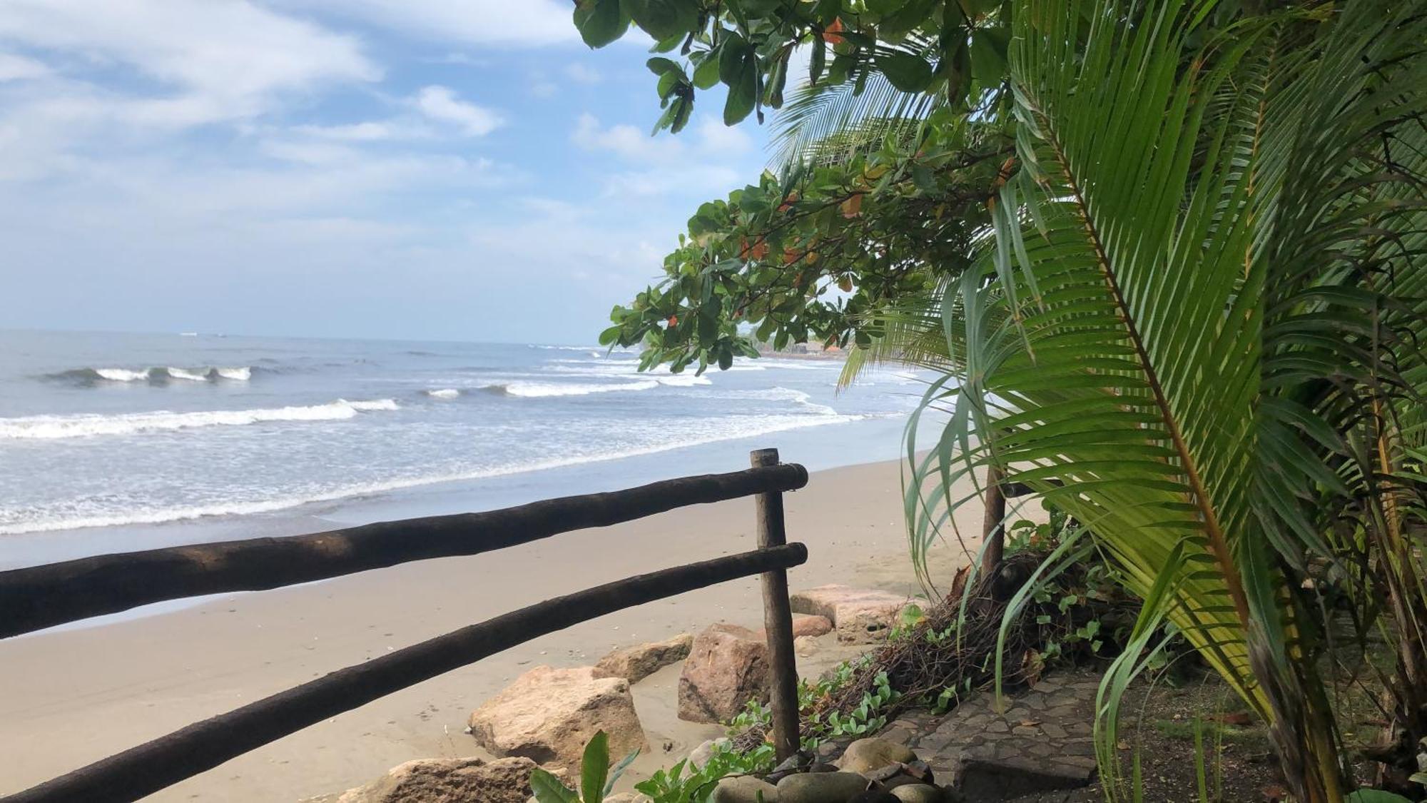 El Marabu Chill'N Surf Bed & Breakfast Aposentillo Exterior photo